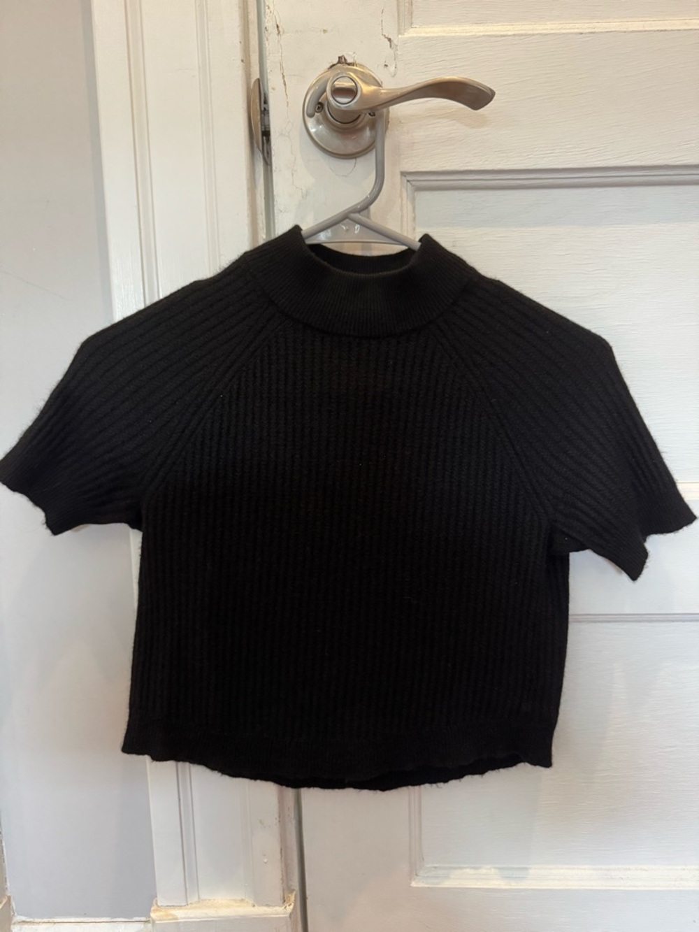 Cashmere Black Ribbed Short-Sleeve Mock Neck Sweater